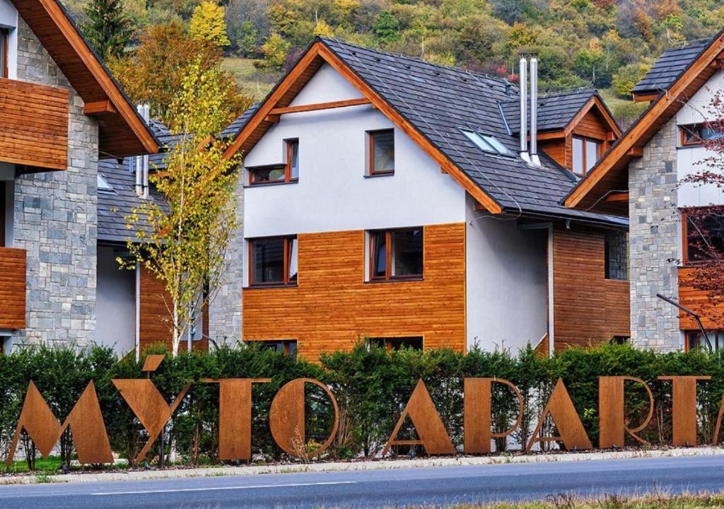 Myto Apartments Bergmax, Ski Jasna Chopok 10Min Transit - Resort Myto Apartments, Parking Free Mýto pod Ďumbierom Exteriör bild